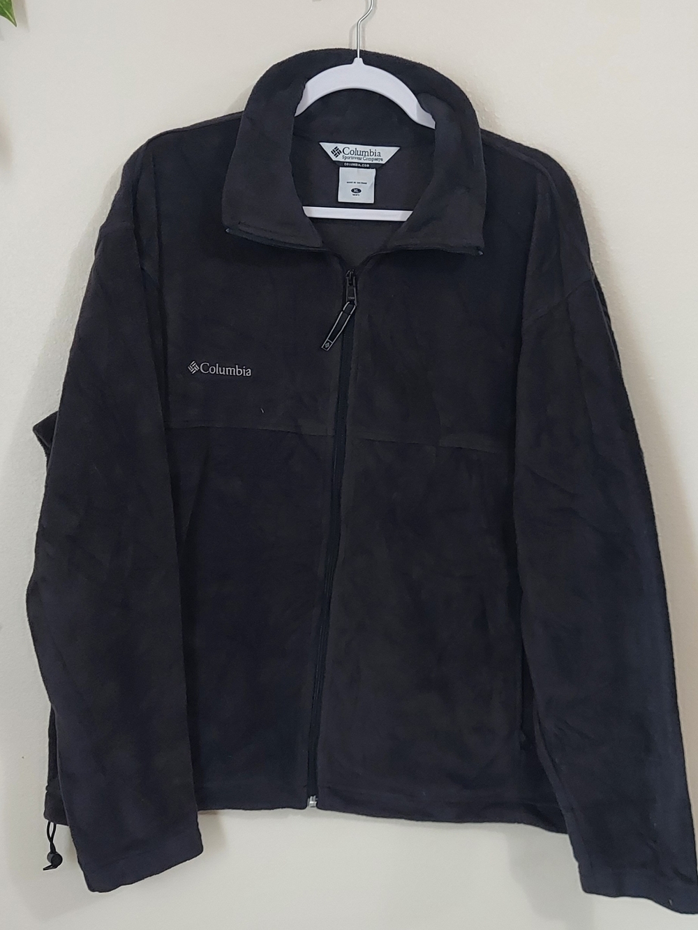 Columbia Men's Black Lightweight Full-Zip Fleece Jacket